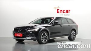 Volvo V90 B5 ULTIMATE AWD 2023 года из Южной Кореи