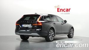 Volvo V90 B5 ULTIMATE AWD 2023 года из Южной Кореи