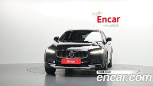 Volvo V90 B5 ULTIMATE AWD 2023 года из Южной Кореи