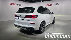 BMW X5 xDrive 40i M Sport 2024 года из Южной Кореи