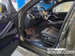BMW X6 xDrive40i M Sport 2025 года из Южной Кореи
