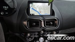 Astonmartin Vantage 4.0 V8 Roadster F1 Edition 2022 года из Южной Кореи