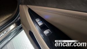 Kia K8 2.5 Бензин 2WD 2024 года из Южной Кореи