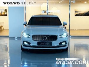 Volvo S90 B5 ULTIMATE Bright 2024 года из Южной Кореи