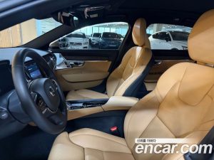 Volvo S90 B5 ULTIMATE Bright 2024 года из Южной Кореи