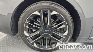 Kia K8 Signature 2025 года из Южной Кореи