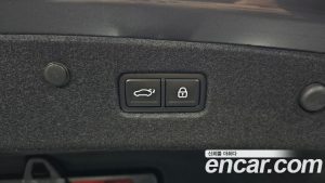 Kia K8 Signature 2025 года из Южной Кореи