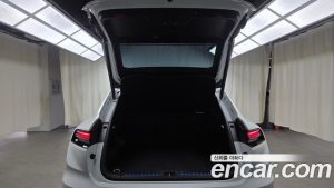 Porsche Macan 4S 2025 года из Южной Кореи