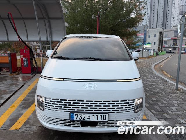 Hyundai Staria L3.5 Tourer 11-Seater 2025 года из Кореи