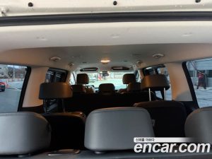 Hyundai Staria L3.5 Tourer 11-Seater 2025 года из Южной Кореи