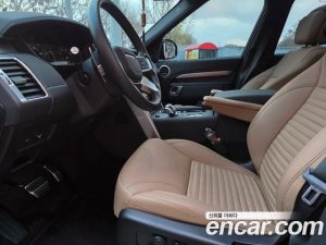 Land Rover Discovery P360 Dynamic HSE 2024 года из Южной Кореи