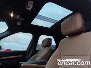 Land Rover Discovery P360 Dynamic HSE 2024 года из Южной Кореи