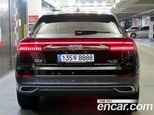 Audi Q8 45 TDI 4WD 2023 года из Южной Кореи