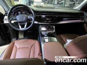 Audi Q8 45 TDI 4WD 2023 года из Южной Кореи
