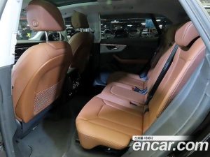 Audi Q8 45 TDI 4WD 2023 года из Южной Кореи