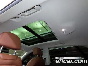 Audi Q8 45 TDI 4WD 2023 года из Южной Кореи