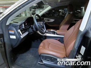 Audi Q8 45 TDI 4WD 2023 года из Южной Кореи