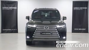 Lexus LX 700h VIP 2025 года из Южной Кореи