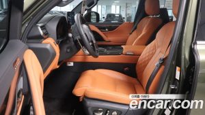 Lexus LX 700h VIP 2025 года из Южной Кореи
