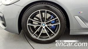 BMW 5-Series 520i M Sport 2023 года из Южной Кореи
