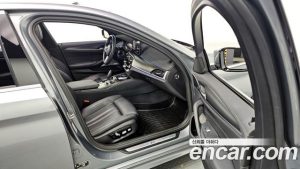 BMW 5-Series 520i M Sport 2023 года из Южной Кореи