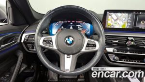 BMW 5-Series 520i M Sport 2023 года из Южной Кореи