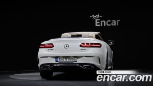Mercedes-Benz E-Class E450 4MATIC Cabriolet 2023 года из Южной Кореи