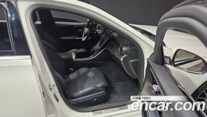 Mercedes-Benz C-Class C300 4MATIC Avantgarde 2024 года из Южной Кореи