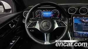 Mercedes-Benz C-Class C300 4MATIC Avantgarde 2024 года из Южной Кореи