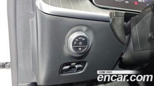 Mercedes-Benz C-Class C300 4MATIC Avantgarde 2024 года из Южной Кореи