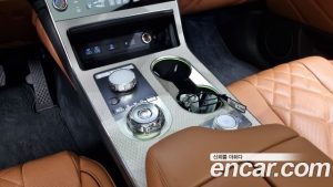 Genesis GV80 2.5T Бензин 2WD 2024 года из Южной Кореи