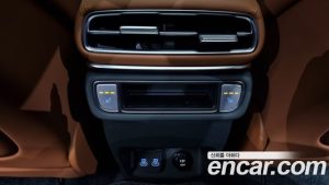 Genesis GV80 2.5T Бензин 2WD 2024 года из Южной Кореи