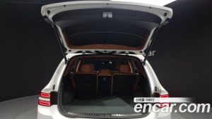 Genesis GV80 2.5T Бензин 2WD 2024 года из Южной Кореи