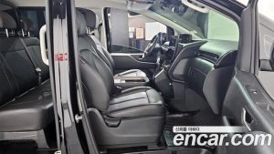 Hyundai Staria L3.5 Wagon 5 2024 года из Южной Кореи