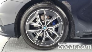 BMW 5-Series 520i M Sport 2025 года из Южной Кореи