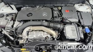 Mercedes-Benz GLB-Class GLB250 4MATIC 2025 года из Южной Кореи