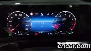 Mercedes-Benz GLB-Class GLB250 4MATIC 2025 года из Южной Кореи