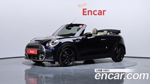 Mini Cooper Convertible RESOLUTE Edition 2024 года из Кореи