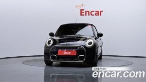 Mini Cooper Convertible RESOLUTE Edition 2024 года из Южной Кореи