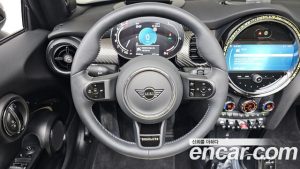 Mini Cooper Convertible RESOLUTE Edition 2024 года из Южной Кореи