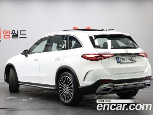 Mercedes-Benz GLC-Class GLC300 4MATIC AMG Line 2025 года из Южной Кореи