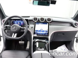 Mercedes-Benz GLC-Class GLC300 4MATIC AMG Line 2025 года из Южной Кореи