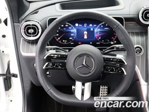 Mercedes-Benz GLC-Class GLC300 4MATIC AMG Line 2025 года из Южной Кореи