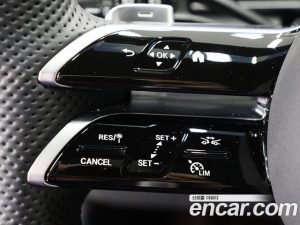 Mercedes-Benz GLC-Class GLC300 4MATIC AMG Line 2025 года из Южной Кореи