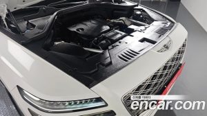 Genesis GV80 2.5T Бензин AWD 2024 года из Южной Кореи