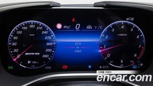 Mercedes-Benz SL-Class AMG SL63 4MATIC+ 2024 года из Южной Кореи