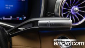 Mercedes-Benz SL-Class AMG SL63 4MATIC+ 2024 года из Южной Кореи