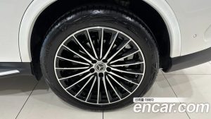 Mercedes-Benz GLC-Class GLC300 4MATIC Coupe 2024 года из Южной Кореи