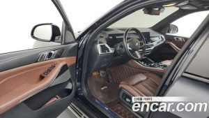 BMW X5 xDrive 40i M Sport 2024 года из Южной Кореи