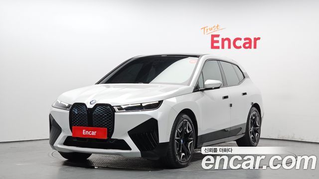 BMW iX xDrive50 Sport Plus 2023 года из Кореи